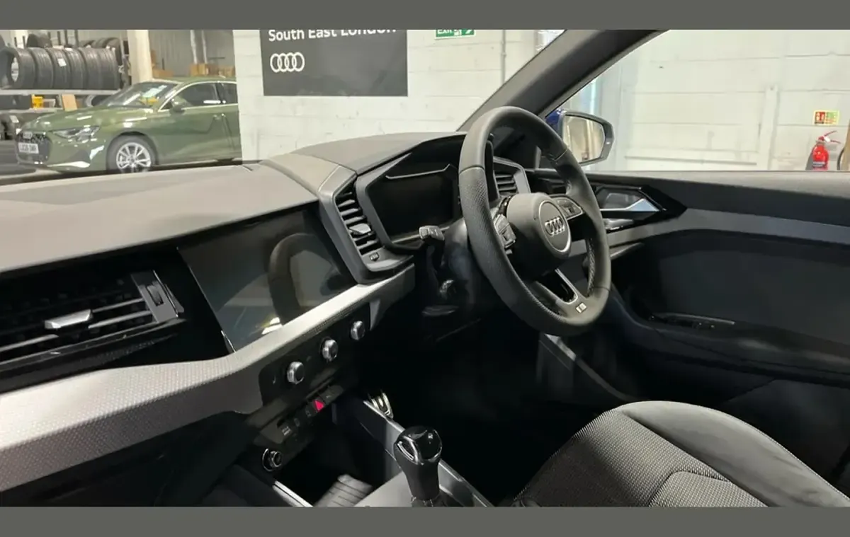 New Audi A1 S-Line 147 HP (108 kW) 2026 Blue SUV