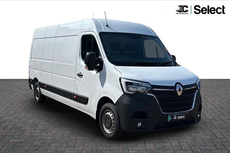 White Used 2023 Renault Master Van | £20,500 (Fair price) - Image 1/4