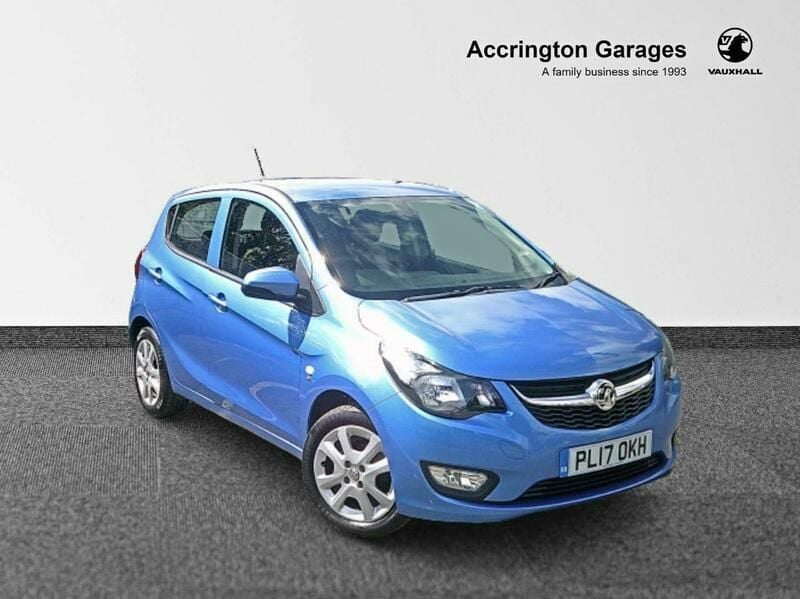 Used Vauxhall Viva 75 HP (55 kW) 2017 Sparkling blue Hatchback