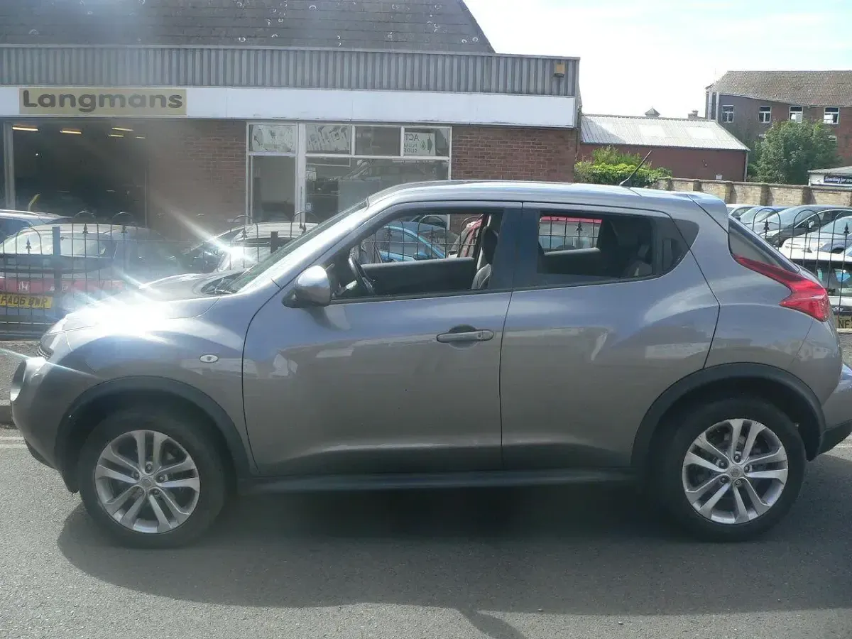 Used Nissan Juke Tekna 2013 Grey SUV