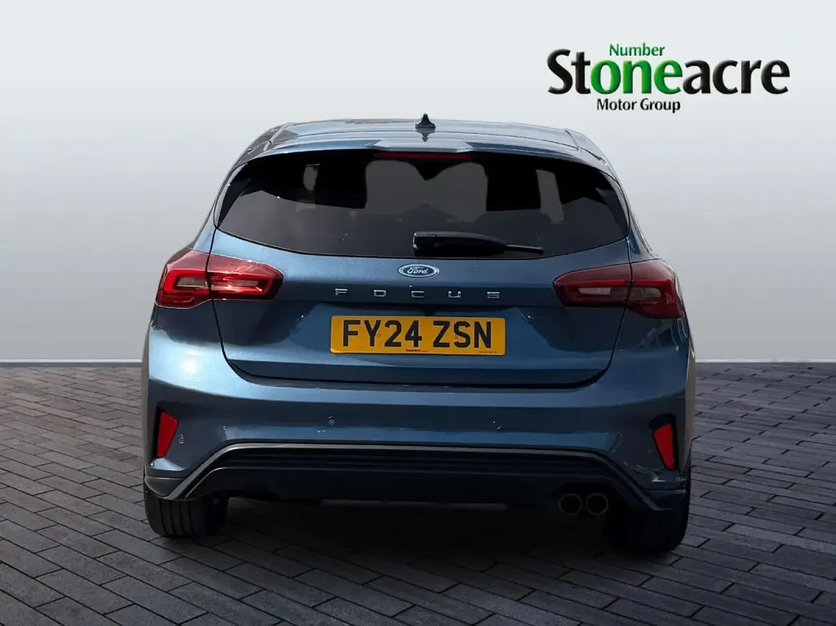 Used Ford Focus ST-Line 125 HP (91 kW) 2024 Blue Hatchback