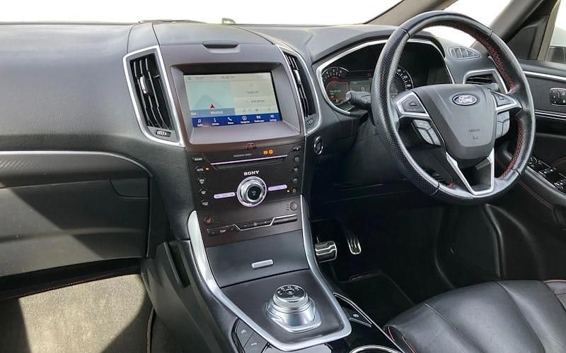 Begagnad Ford S-MAX ST-Line 190 HK (139 kW) 2020 Vit Minibuss