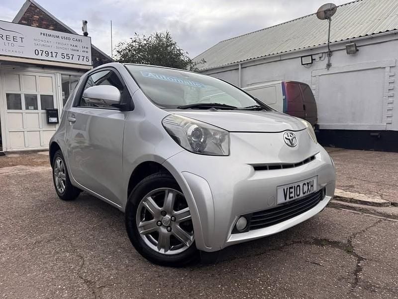 Silver Used 2010 Toyota iQ Hatchback | £4,895 (Fair price) - Image 1/4