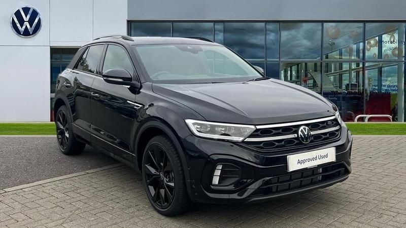 Deep black pearl New 2025 VW T-Roc Black Edition SUV | £32,907 (Good price) - Image 1/4