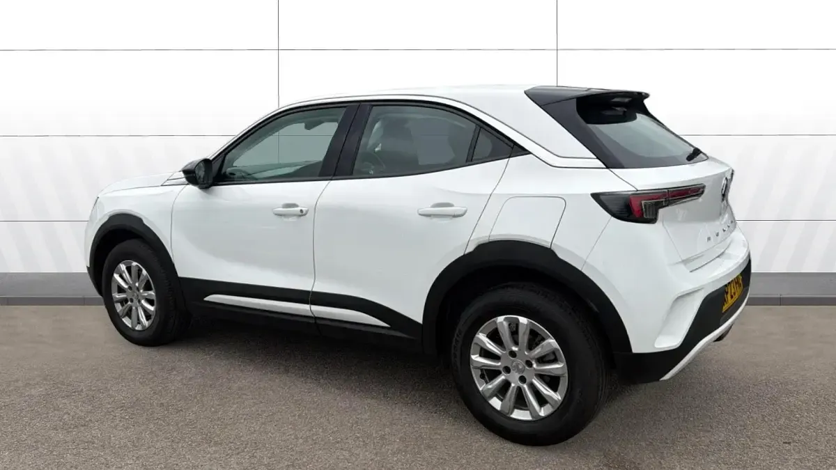 Używany Vauxhall Mokka Design Edition 100 KM (73 kW) 2023 Biały SUV