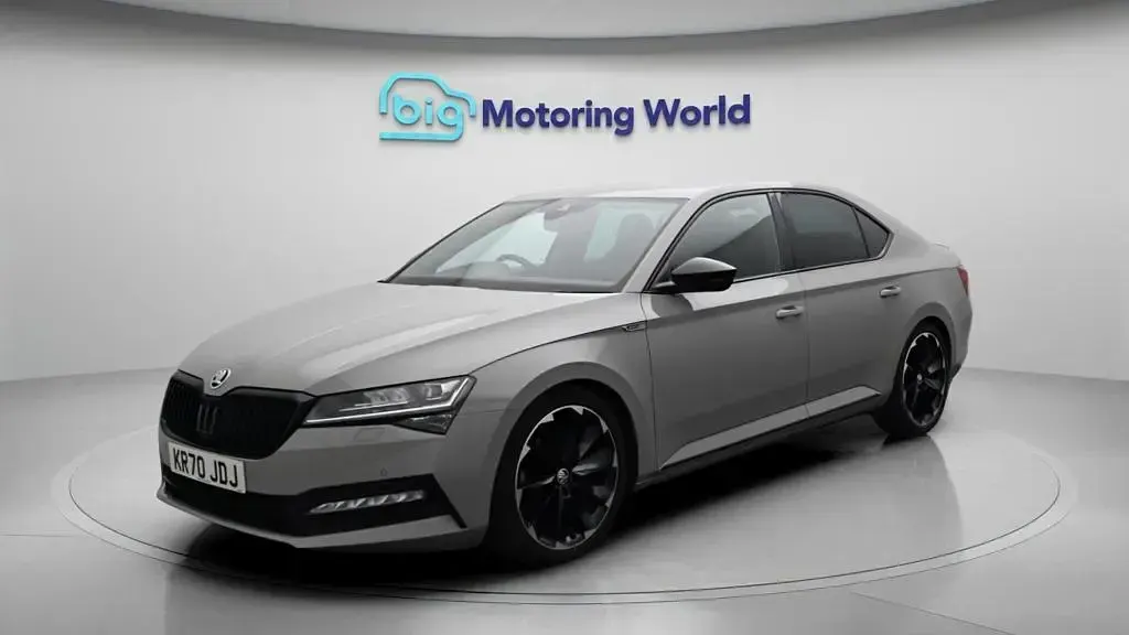 Used Skoda Superb SportlinePlus 190 HP (139 kW) 2020 Grey Hatchback