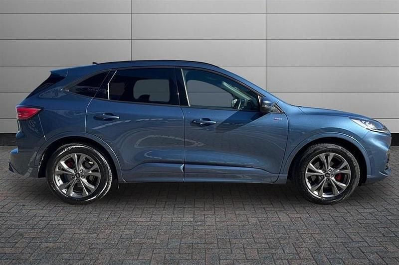 Used Ford Kuga ST-Line 190 HP (139 kW) 2023 Chrome blue SUV