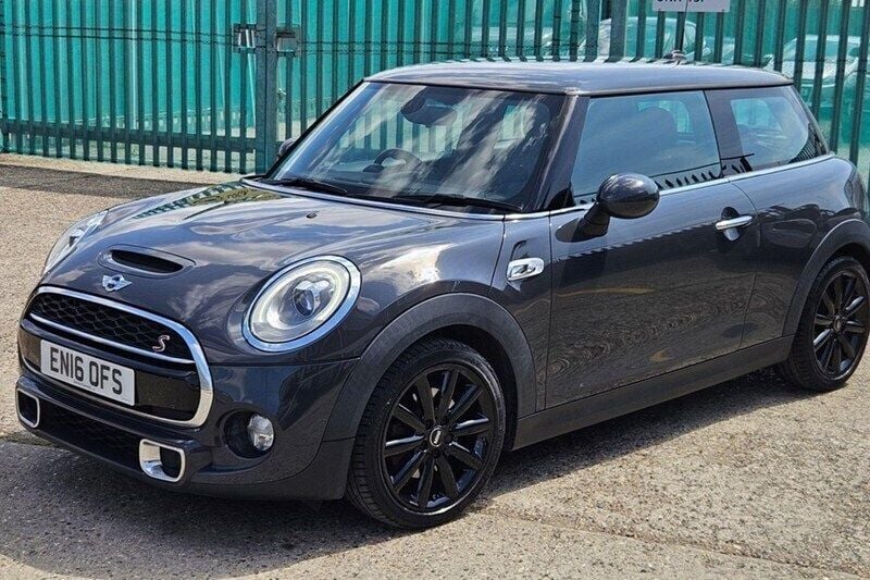 Used 2016 Mini Cooper S Hatchback | £9,499 (Good price) - Image 1/1