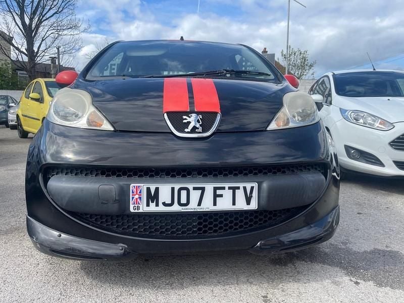 Gebraucht Peugeot 107 Sport 68 PS (50 kW) 2007 Schwarz Kleinwagen