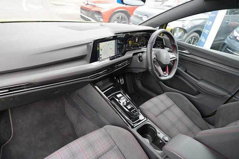 Used VW Golf VIII 245 HP (180 kW) 2024