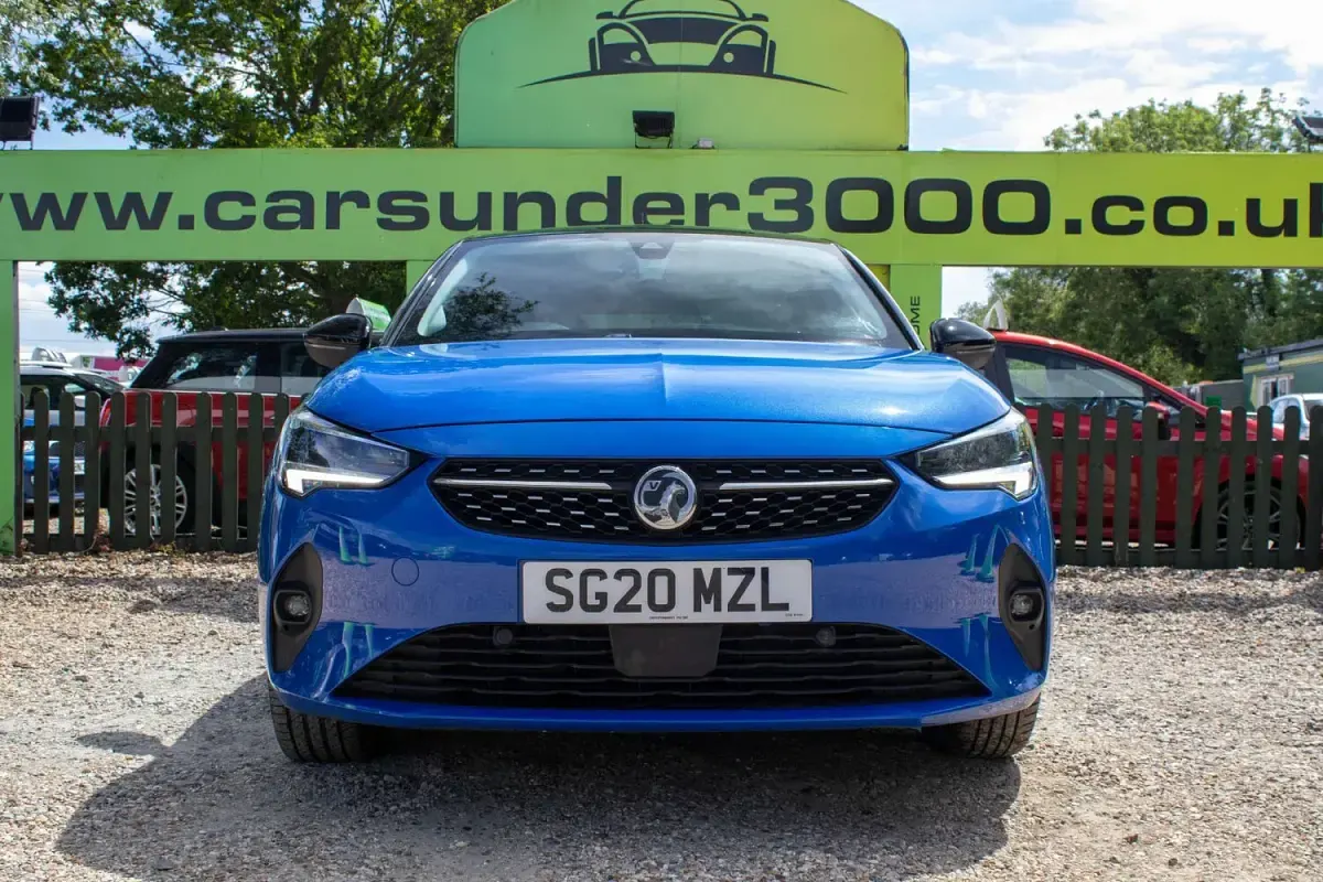 Used Vauxhall Corsa-e Elite 50 kW (68 HP) 2020 Blue Hatchback