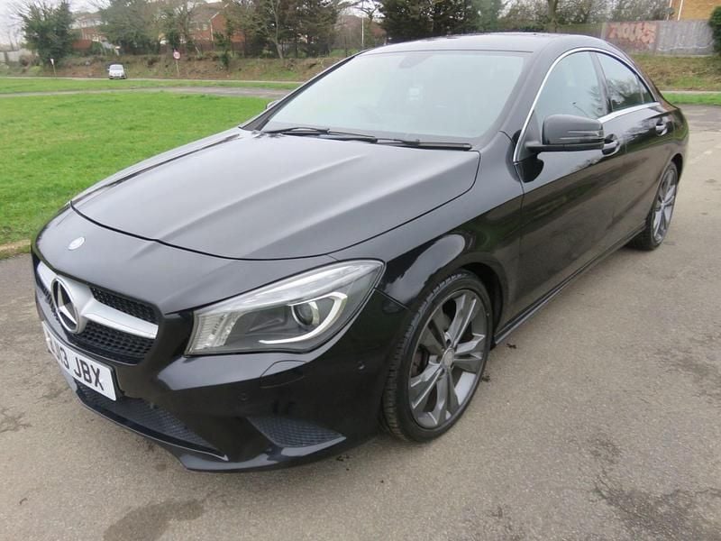Used Mercedes CLA180 122 HP (89 kW) 2013 Black Sedan