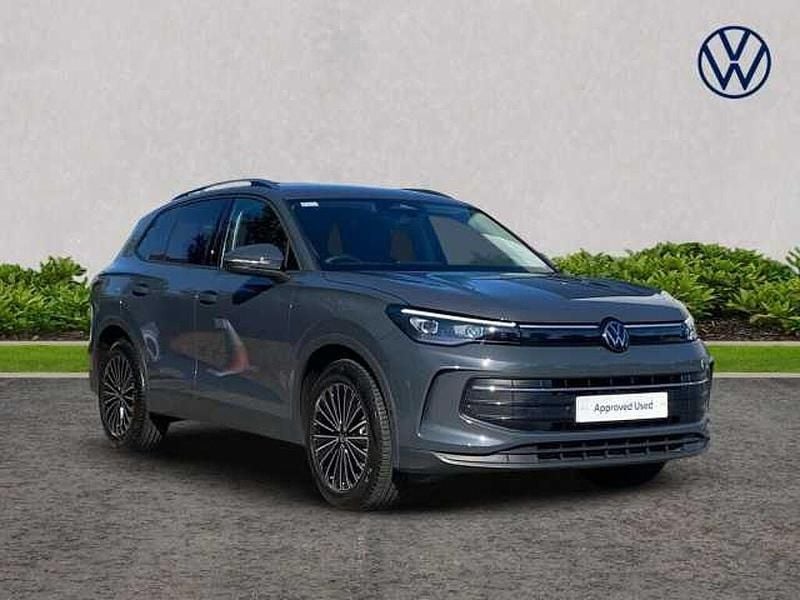 Used 2025 VW Tiguan SUV | £31,250 (Fair price) - Image 1/4