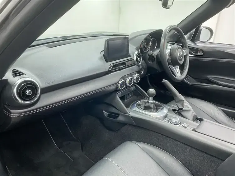 Used Mazda MX5 Inclusive 132 HP (97 kW) 2022 Grey Cabriolet