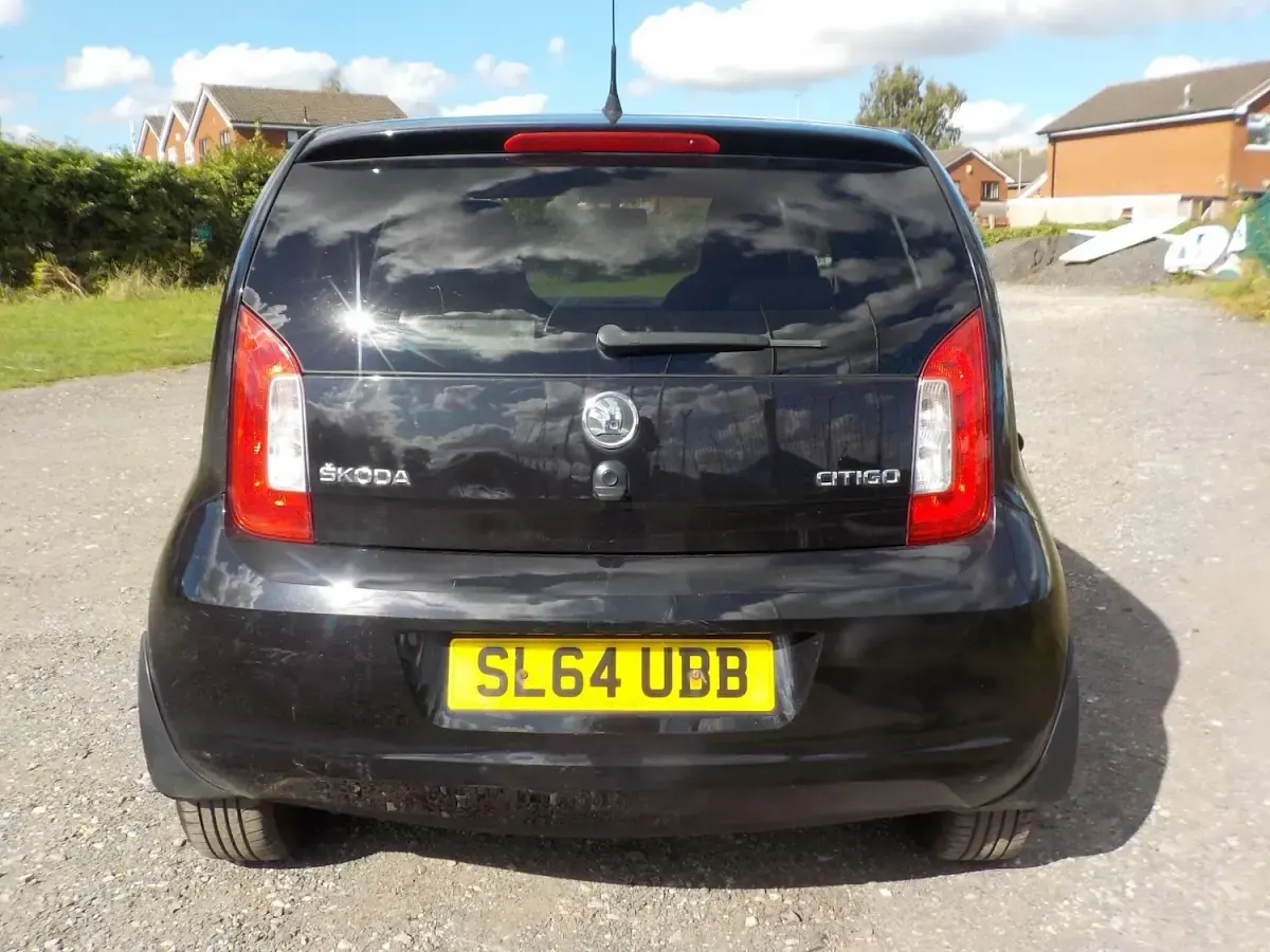 Used Skoda Citigo 75 HP (55 kW) 2014 Black Hatchback