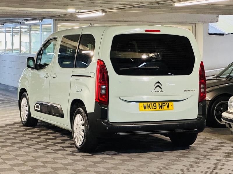 Used Citroën Berlingo Feel 2019 Green MPV