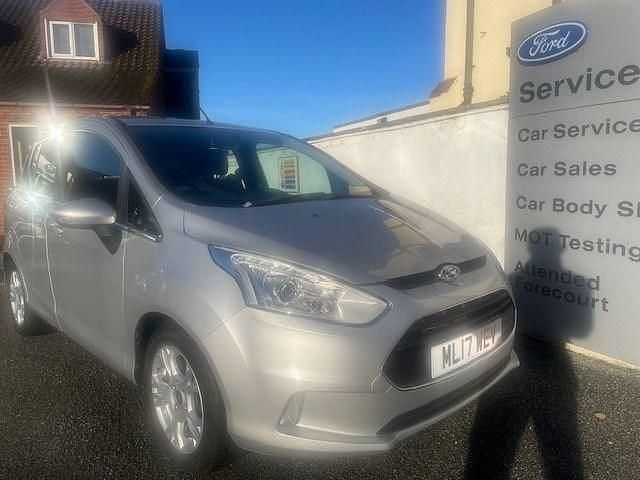 Silver Used 2017 Ford B-MAX Zetec MPV | £7,995 (Fair price) - Image 1/4