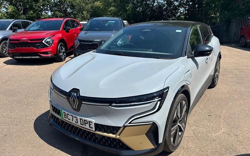 Usado Renault Megane E-Tech Iconic 160 kW (218 HP) 2023 Citadino