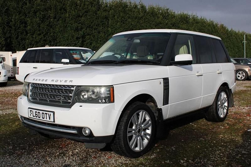 Used Land Rover Range Rover S 313 HP (230 kW) 2010 White SUV