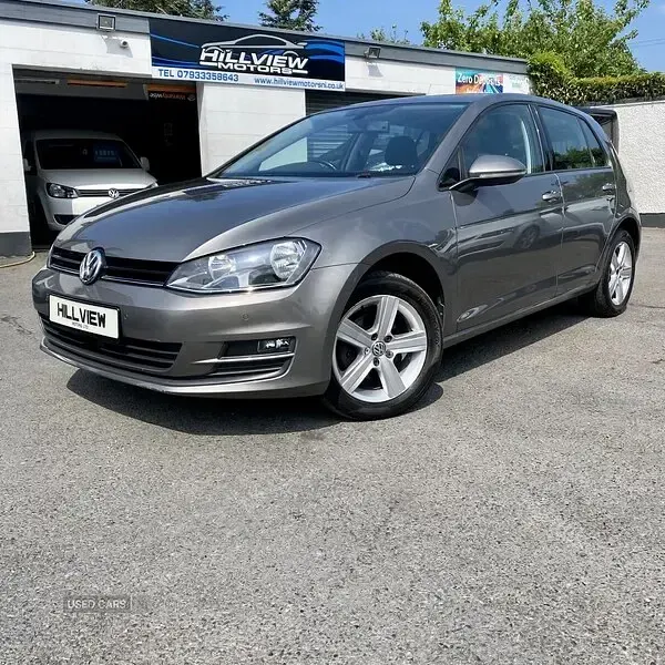 Used VW Golf VII Match 110 HP (80 kW) 2015 Silver Hatchback