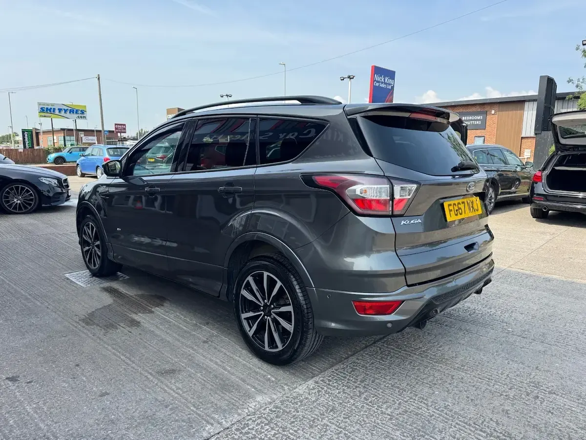 Used Ford Kuga ST-Line 180 HP (132 kW) 2017 Grey SUV