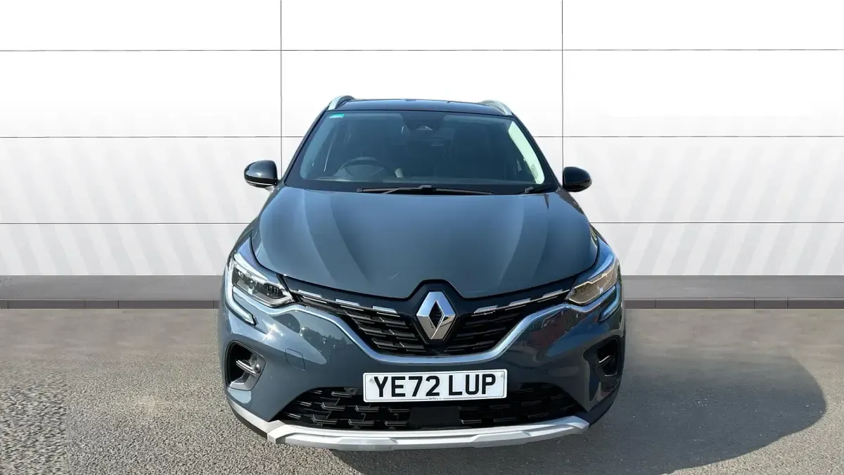 Second-hand Renault Captur Techno 145 CP (106 kW) 2022 Other SUV