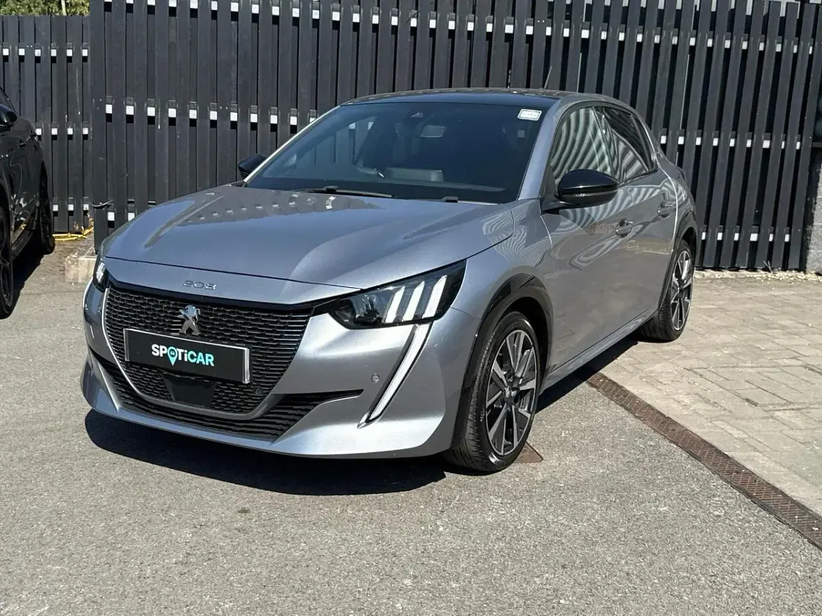 Used Peugeot 208 GT-line 101 HP (74 kW) 2020 Grey Hatchback