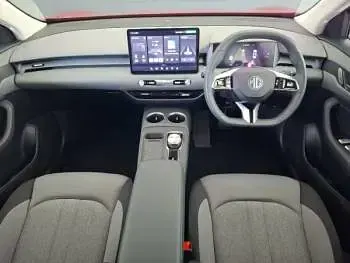 New MG MG5 EV SE 169 kW (231 HP) 2026 Tri coat  dynamic red Estate