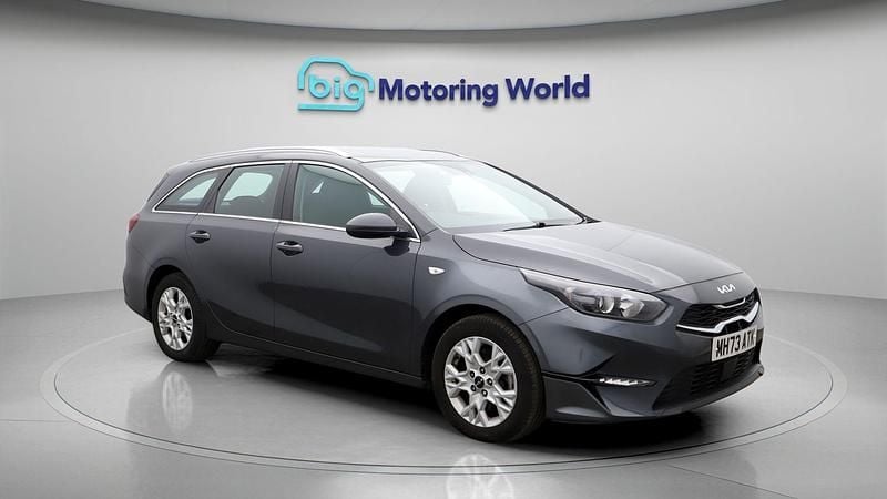 Used Kia Ceed Sportswagon 158 HP (116 kW) 2024 Grey Estate