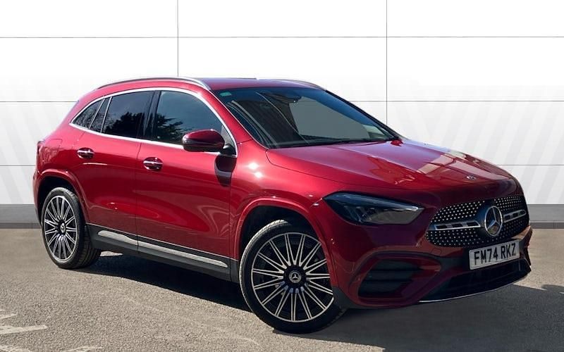 Usado Mercedes GLA250 AMG Line Premium 218 HP (160 kW) 2026 SUV