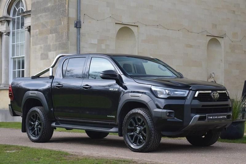 Used Toyota HiLux 201 HP (147 kW) 2022 Black Pickup