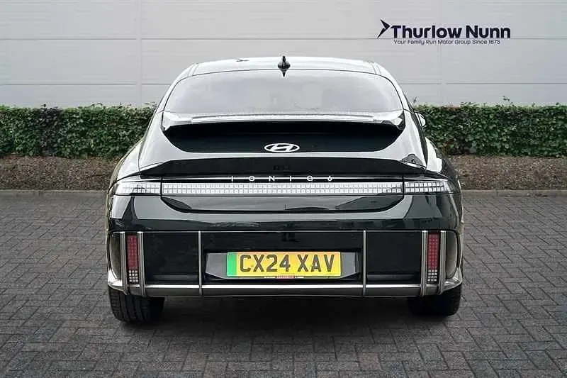 Usado Hyundai Ioniq 6 Premium 167 kW (228 HP) 2024 Verde Sedan