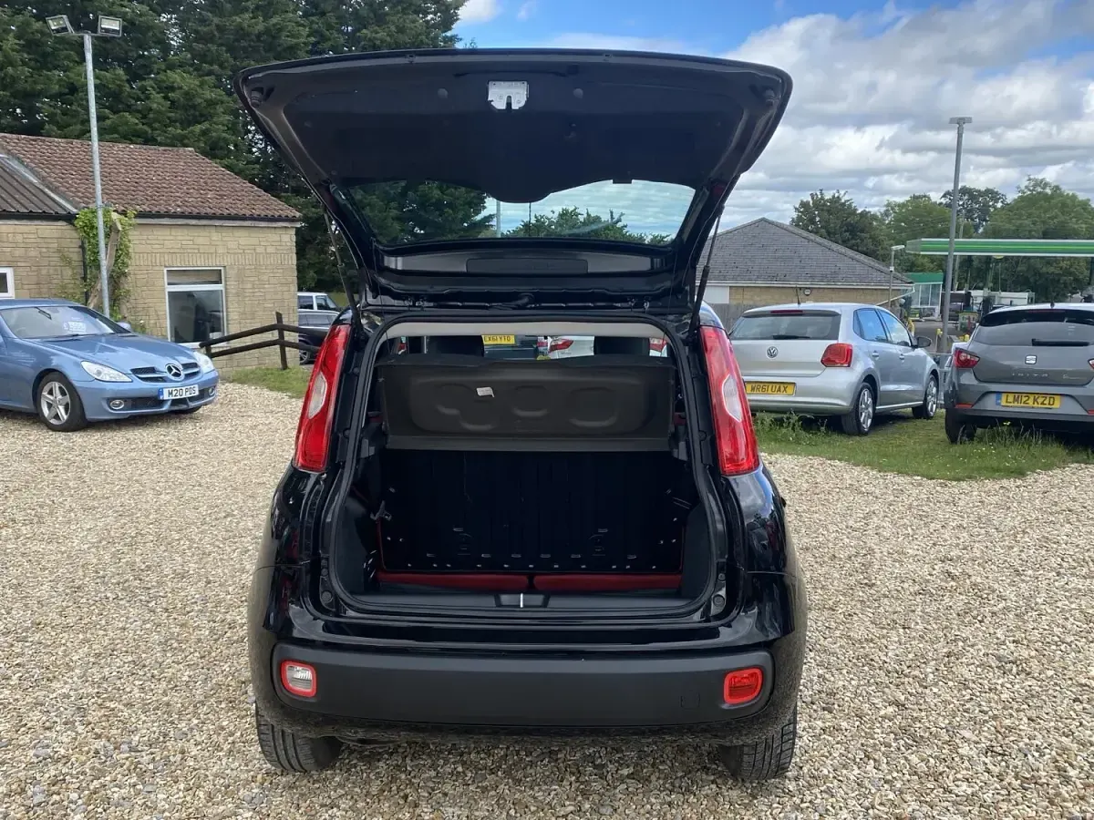 Used Fiat Panda Pop 69 HP (50 kW) 2013 Black Hatchback