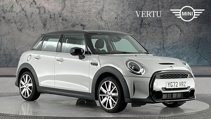 Silver Used 2022 Mini Cooper S Classic Hatchback | £21,150 (Fair price) - Image 1/3