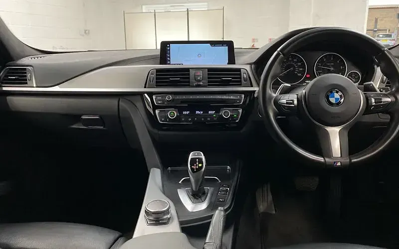 Used BMW 330 M Sport 258 HP (189 kW) 2019 Grey Estate