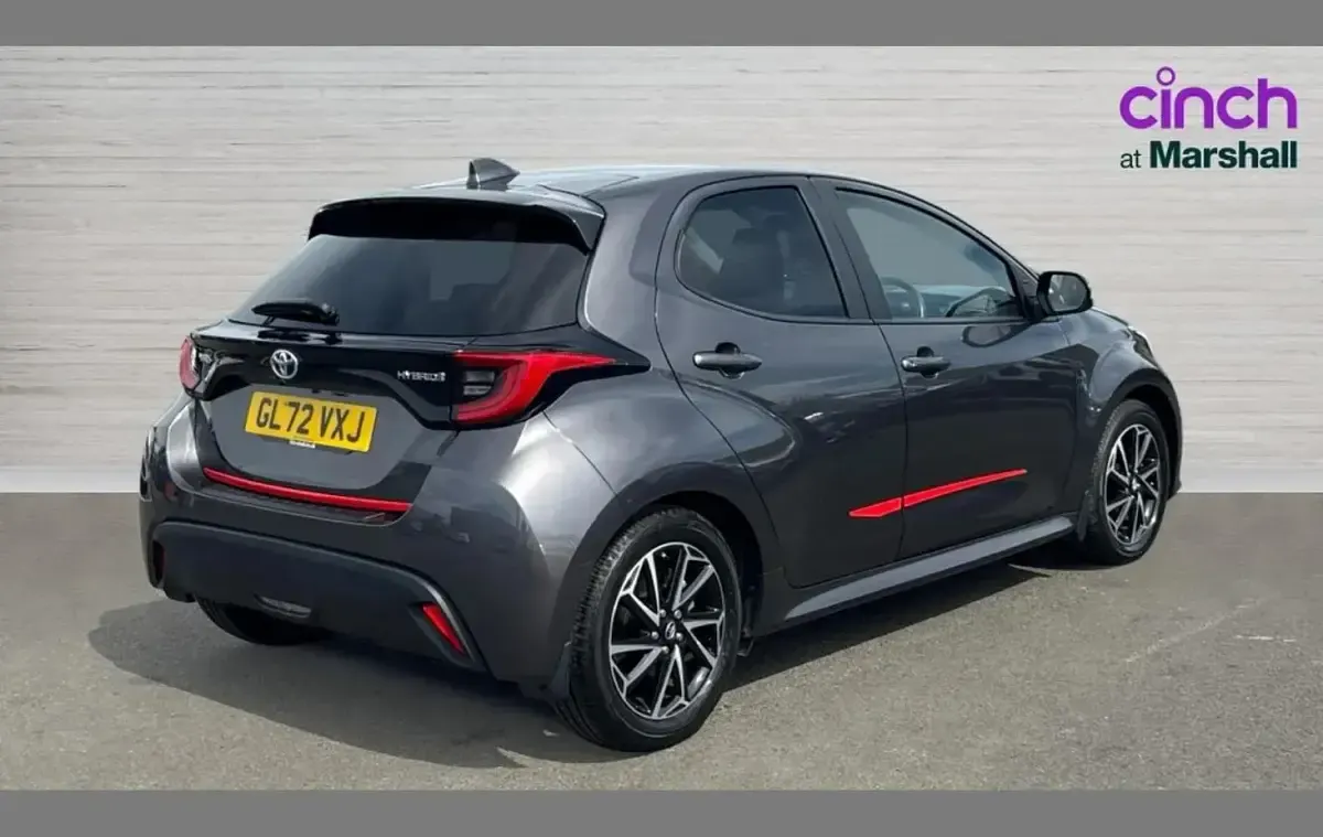 Used Toyota Yaris Design 116 HP (85 kW) 2022 Grey Hatchback