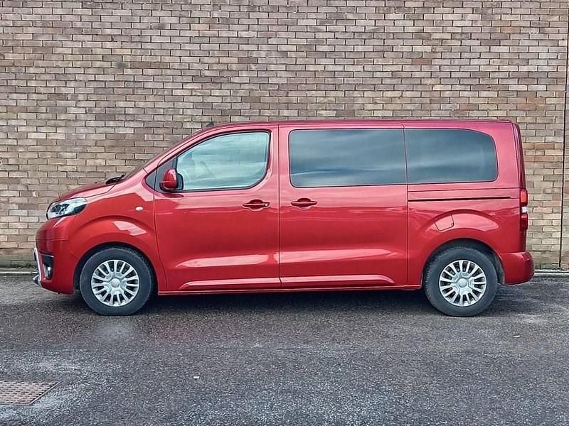 Used Toyota Proace Verso City 180 HP (132 kW) 2021 Orange MPV