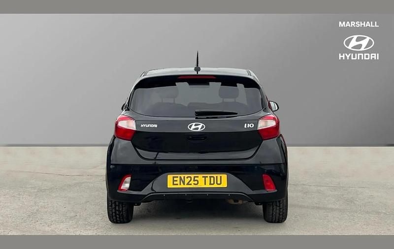 Used Hyundai i10 Premium 77 HP (56 kW) 2025 Black Hatchback