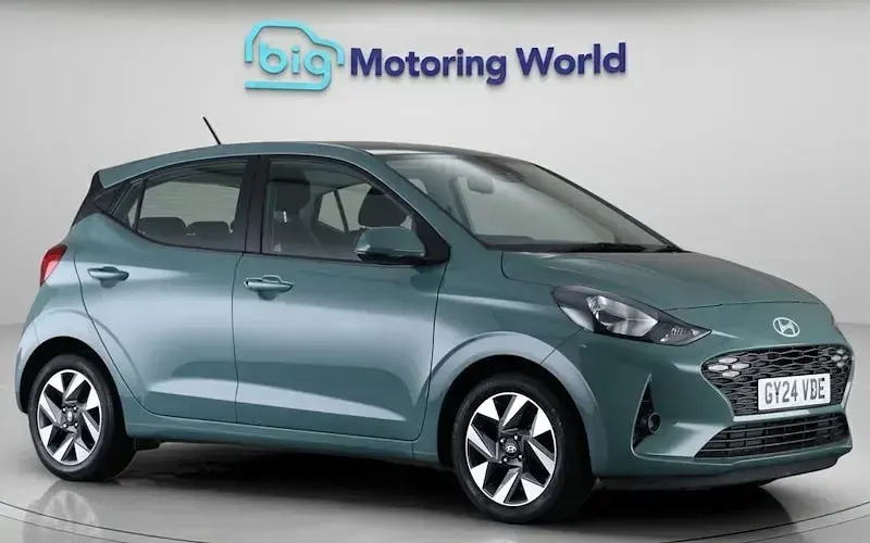 Used Hyundai i10 Advanced 67 HP (49 kW) 2024 Hatchback