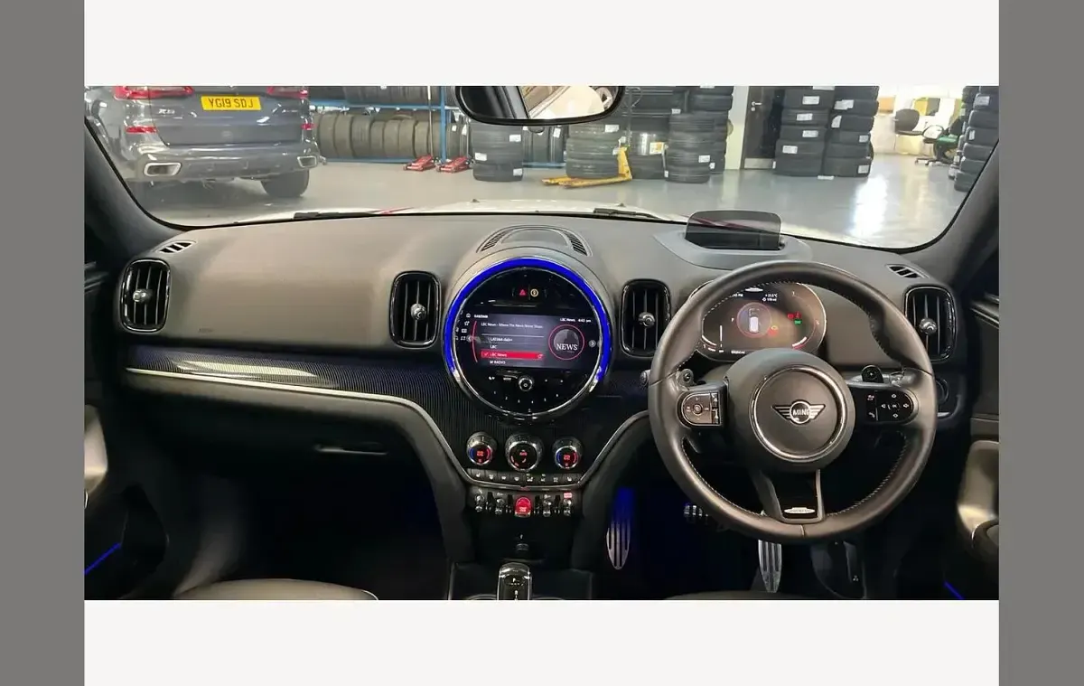 Used Mini John Cooper Works Countryman 306 HP (225 kW) 2023 White SUV