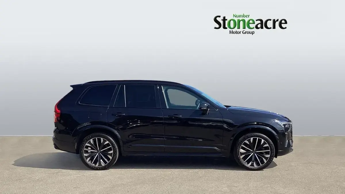 Used Volvo XC90 Plus 455 HP (334 kW) 2025 Black SUV