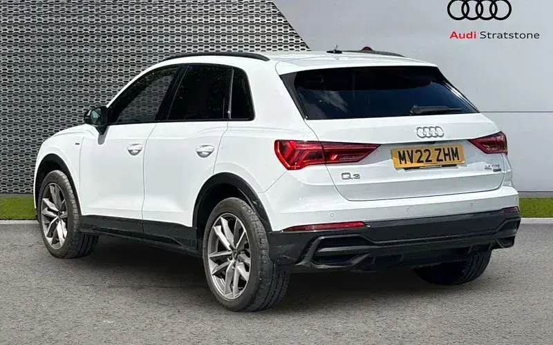 Used Audi Q3 Black Edition 190 HP (139 kW) 2022 White SUV
