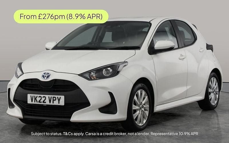 Used 2025 Toyota Yaris Hybrid Hatchback | £16,227 (Super price) - Image 1/4