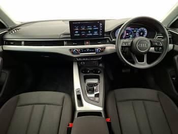 Used Audi A4 Comfort 150 HP (110 kW) 2022 White Sedan