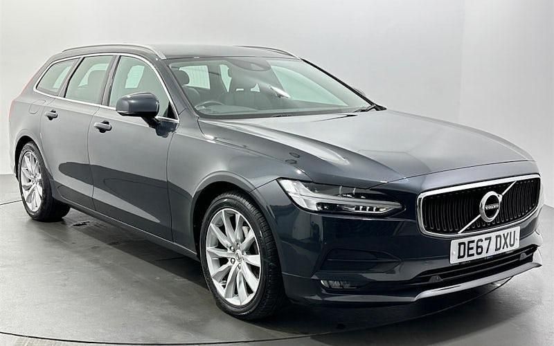 Used 2019 Volvo V90 Momentum Estate | £12,725 (Good price) - Image 1/3