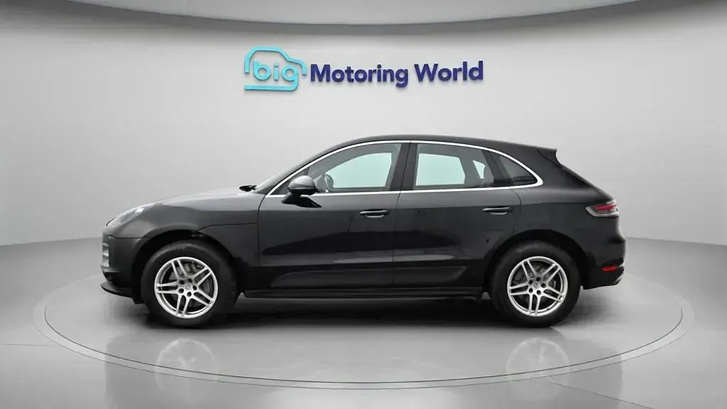 Used Porsche Macan 354 HP (260 kW) 2021 Black SUV