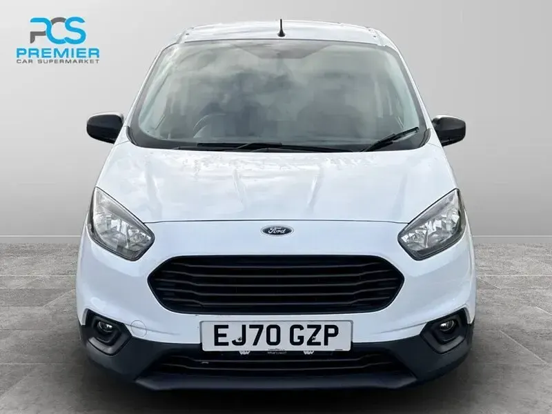 Usado Ford Transit Trend 100 HP (73 kW) 2020 Branco Van