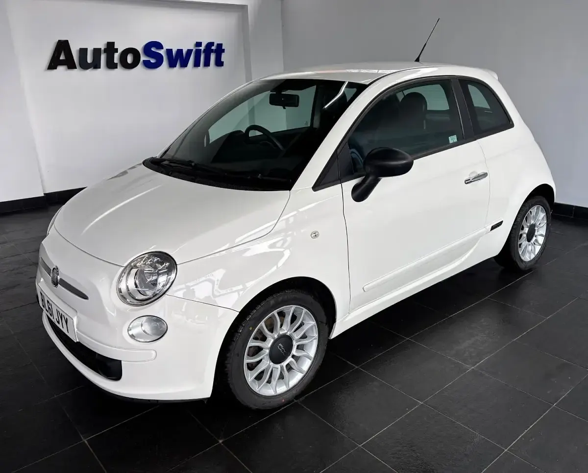 Used Fiat 500 85 HP (62 kW) 2012 White Hatchback