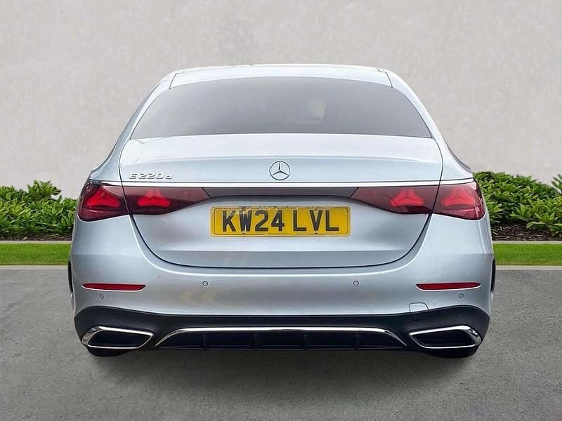 Used Mercedes E220 AMG Line Premium 194 HP (142 kW) 2024 Silver Sedan
