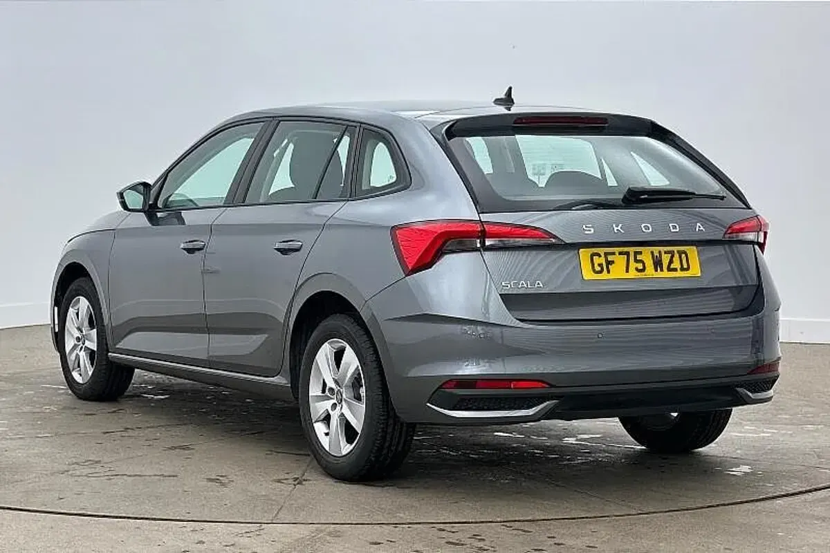 Used Skoda Scala SE 85 HP (62 kW) 2025 Graphite grey metallic Hatchback